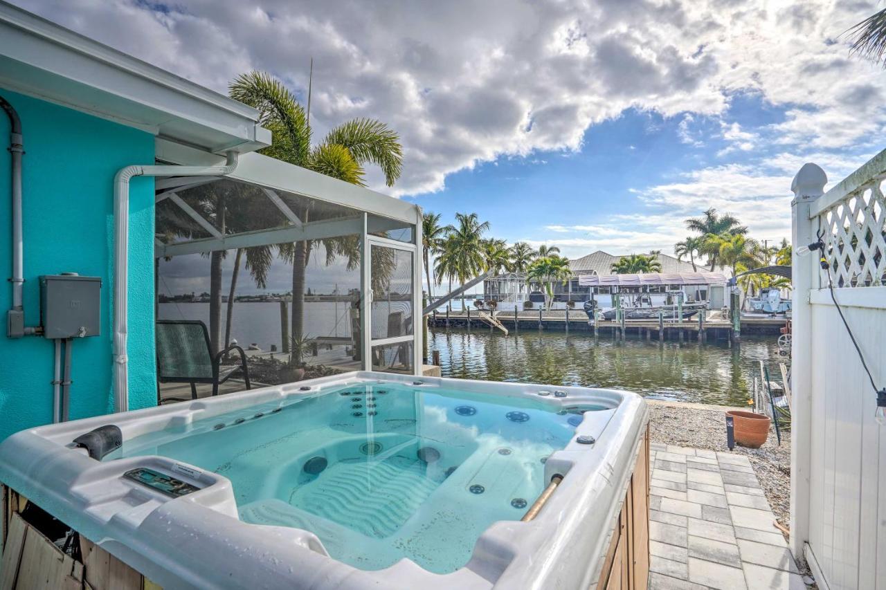 Waterfront Matlacha Home With Hot Tub And Grill! Eksteriør bilde